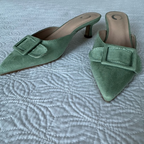 Journee Collection Vianna Kitten Mule - Picture 3 of 8